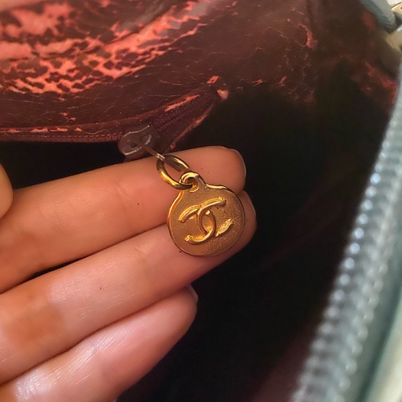 RARE Green Vintage Chanel leather bag! Authentic! - Picture 12 of 14